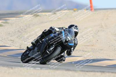 media/Nov-16-2025-Race Pace (Sun) [[8c5fa54630]]/Verified Riders/8-Turn 12 (120pm)/